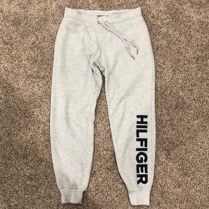Tommy Hilfiger sweats